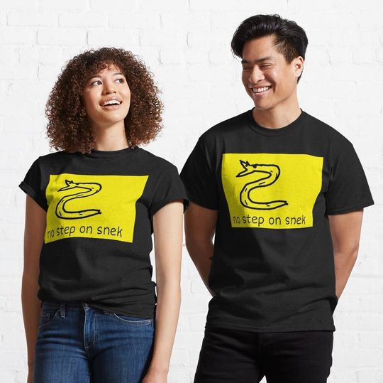 Discover No Step On Snek Classic T-Shirt