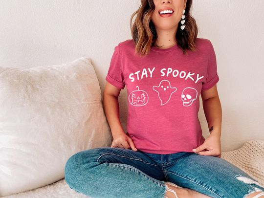 Discover T-shirt para Homem e Mulher Halloween Abóbora Boo Stay Spooky