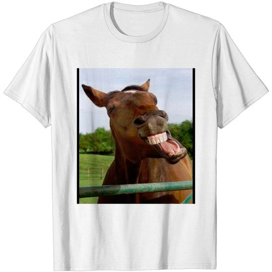 Discover Si vede il ciuffooooo? T-Shirts