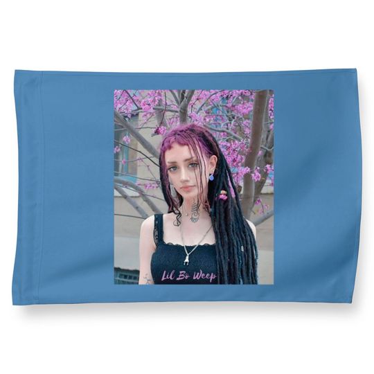 Discover Lil Bo Weep Classic House Flags